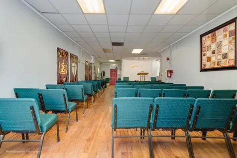 2711 East 93rd Street Chicago IL 60617