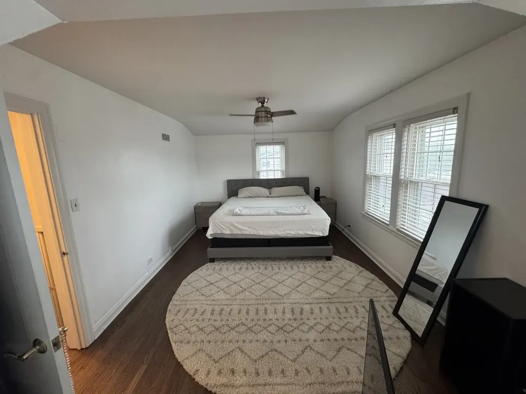 7801 West Victoria Street Chicago IL 60631