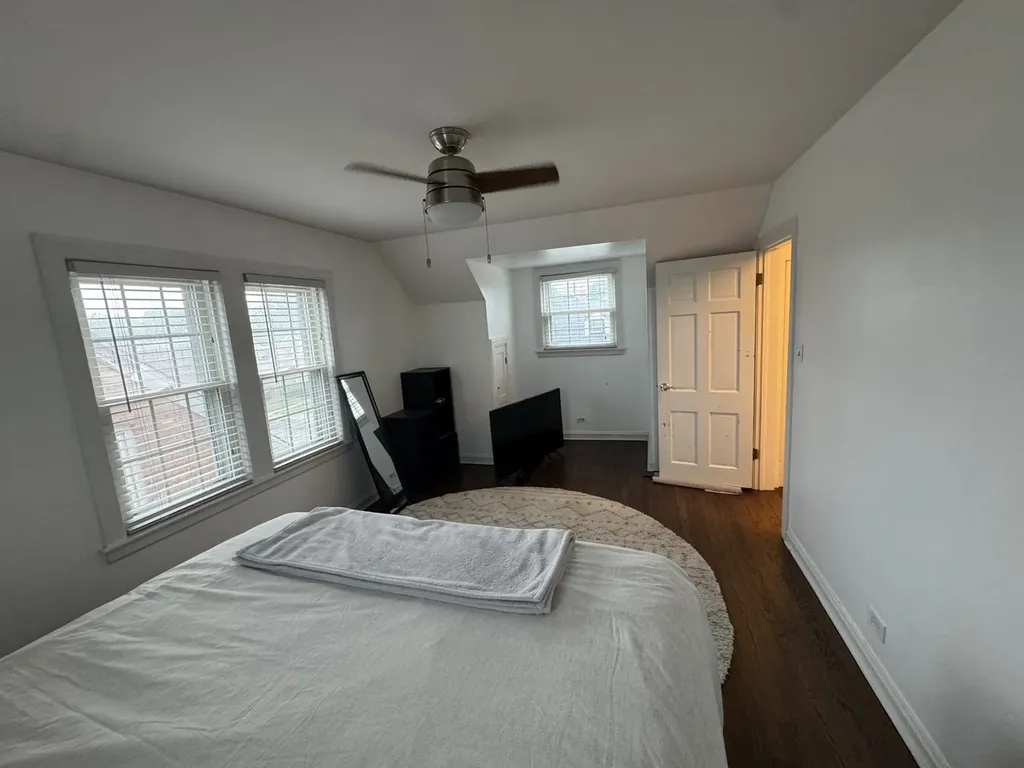 7801 West Victoria Street Chicago IL 60631