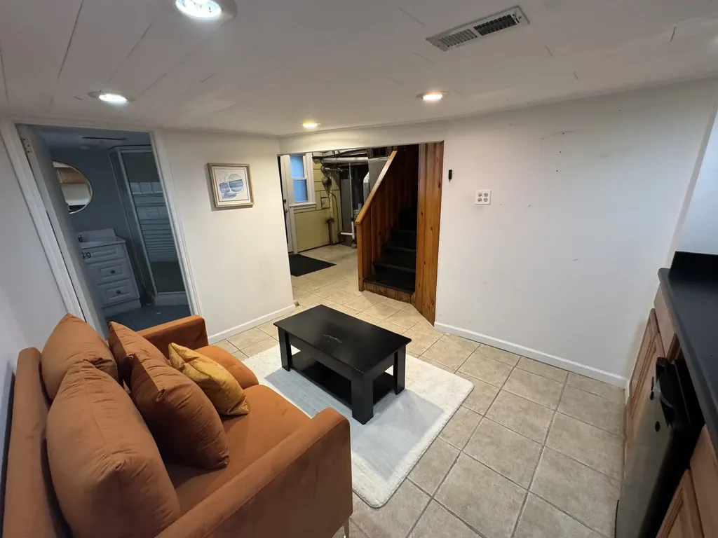 7801 West Victoria Street Chicago IL 60631