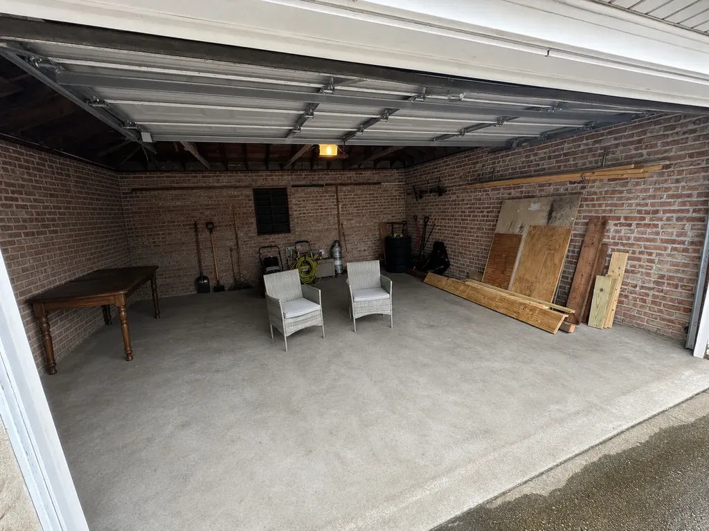 7801 West Victoria Street Chicago IL 60631