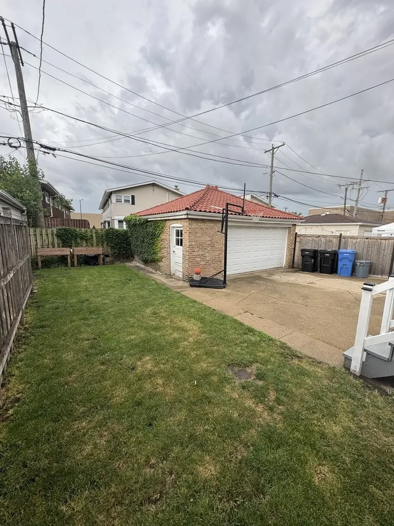 7801 West Victoria Street Chicago IL 60631