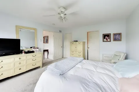 580 Sycamore Circle Wauconda IL 60084