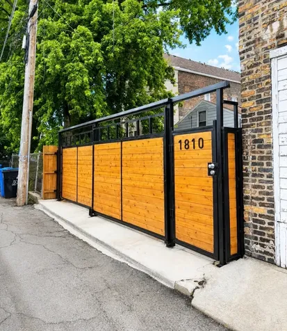 1810 West 23rd Street Chicago IL 60608