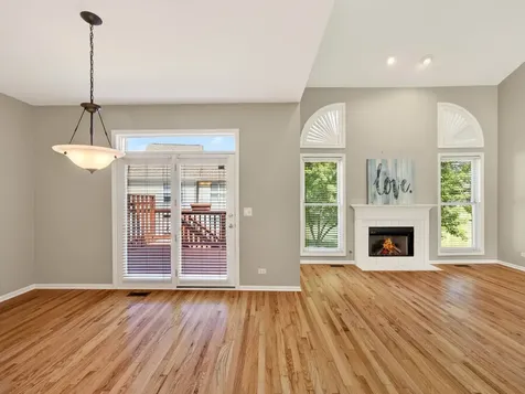 545 Harlowe Lane Naperville IL 60565