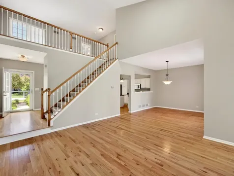 545 Harlowe Lane Naperville IL 60565