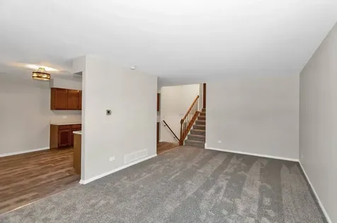 708 Michigan Ave Avenue South Elgin IL 60177