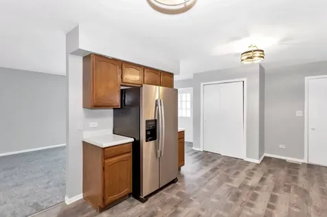 708 Michigan Ave Avenue South Elgin IL 60177