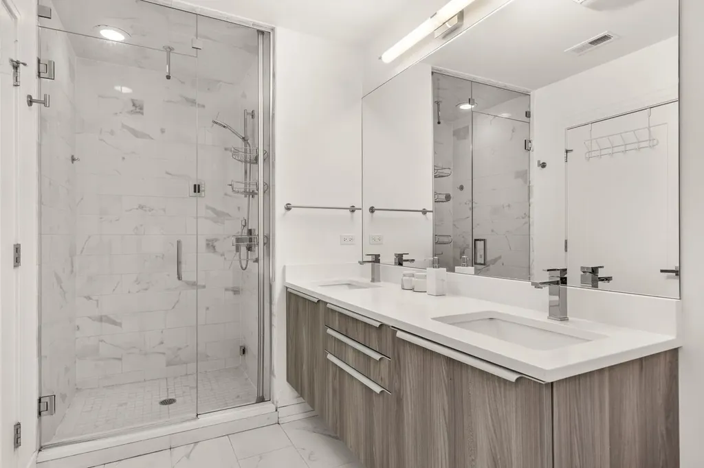 2210 West Chicago Avenue Chicago IL 60622