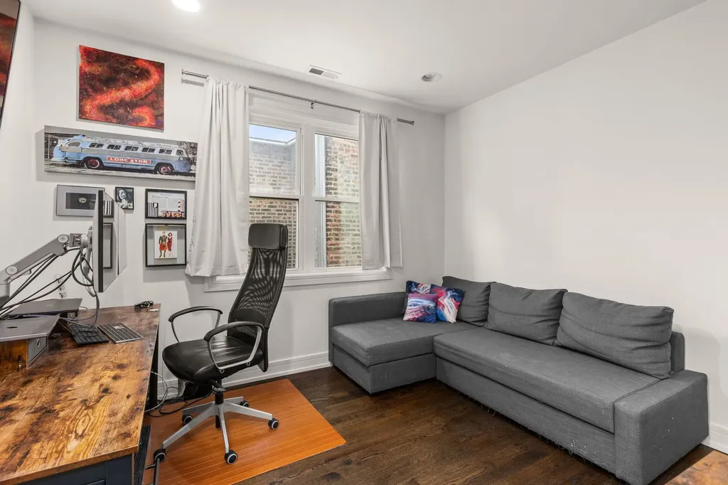 2210 West Chicago Avenue Chicago IL 60622