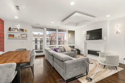 2210 West Chicago Avenue Chicago IL 60622
