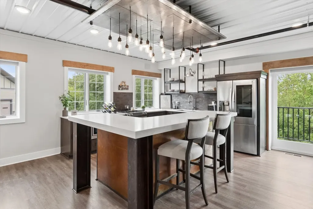 2252 Ferry Road Naperville IL 60563