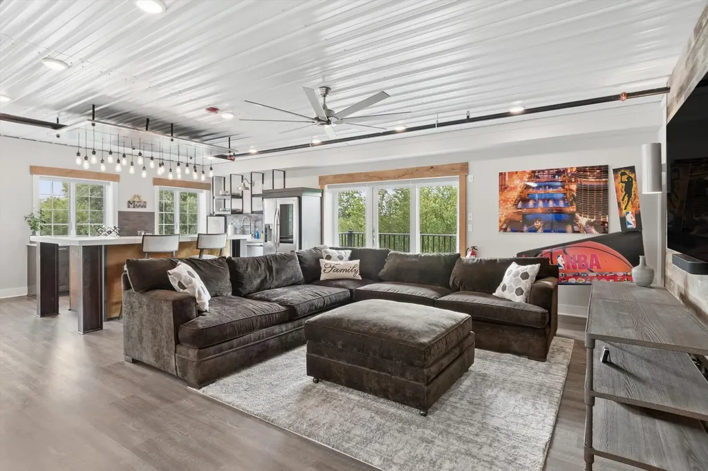 2252 Ferry Road Naperville IL 60563