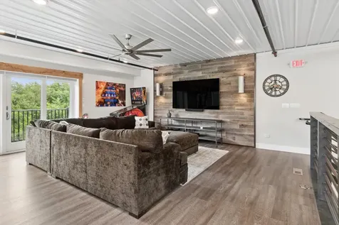 2252 Ferry Road Naperville IL 60563