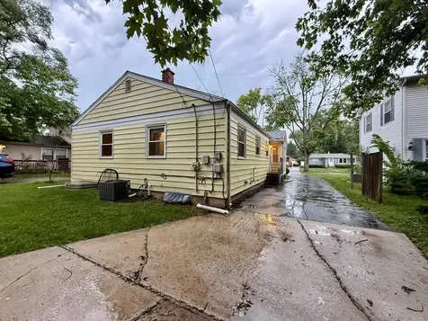 1121 Olive Road Homewood IL 60430