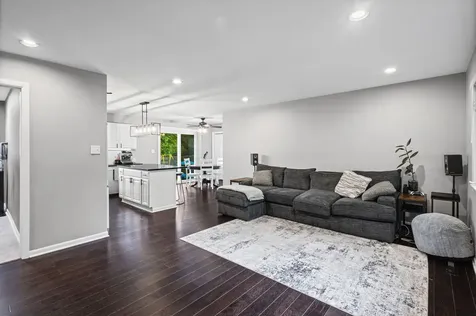 309 Willow Road Wauconda IL 60084