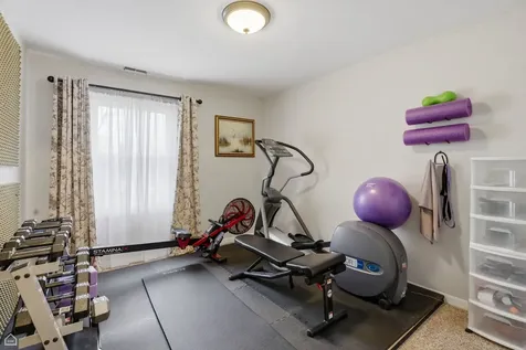 329 Everett Avenue Crystal Lake IL 60014