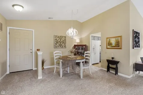 329 Everett Avenue Crystal Lake IL 60014