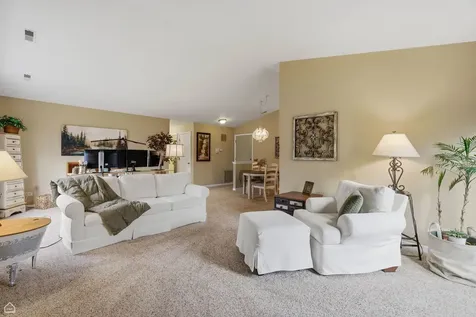 329 Everett Avenue Crystal Lake IL 60014