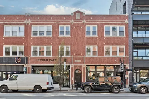 2468 North Lincoln Avenue Chicago IL 60614