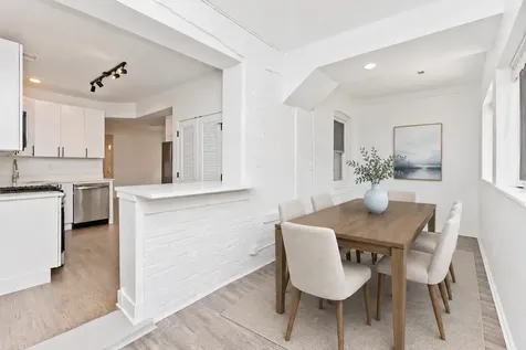 2468 North Lincoln Avenue Chicago IL 60614