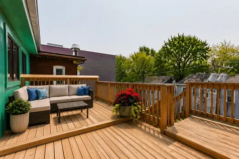 2468 North Lincoln Avenue Chicago IL 60614