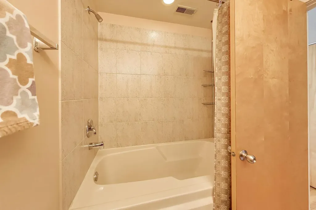 212 West Washington Street Chicago IL 60606
