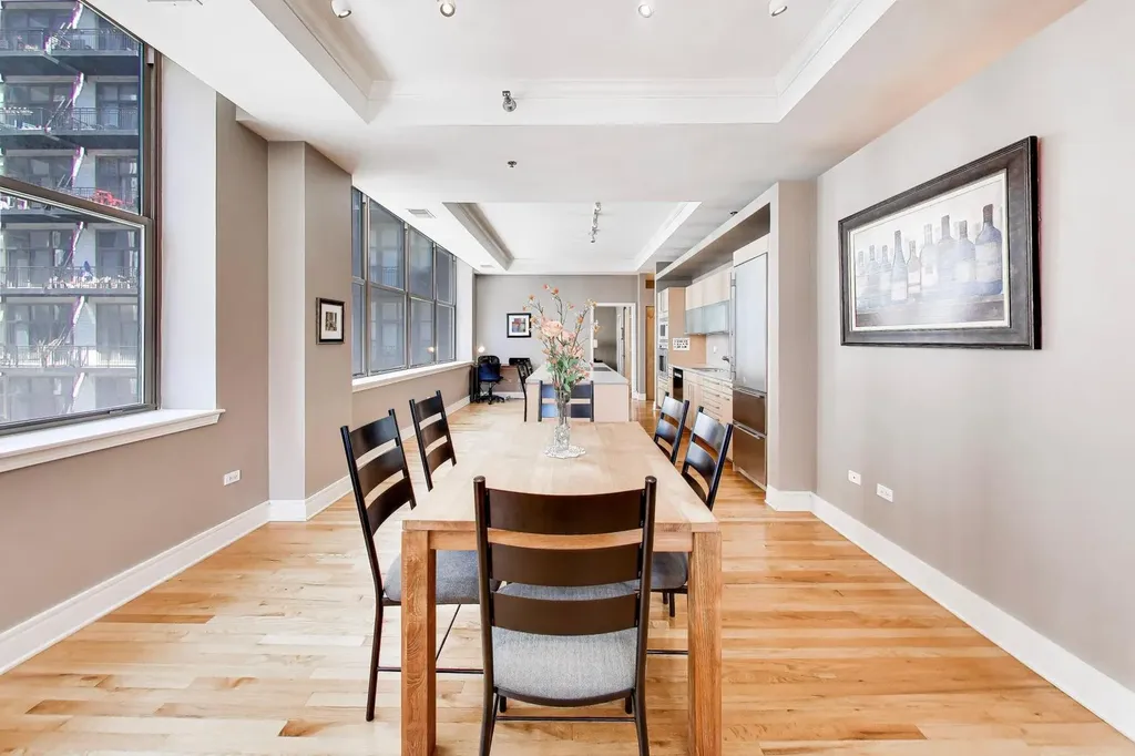 212 West Washington Street Chicago IL 60606