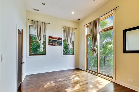1022 North Wood Street Chicago IL 60622