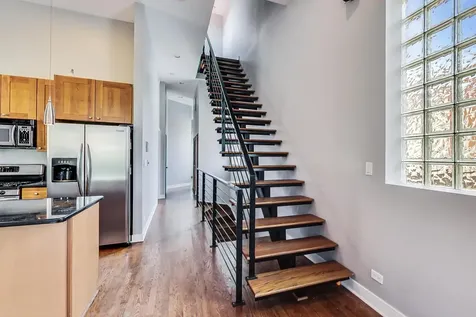 1022 North Wood Street Chicago IL 60622