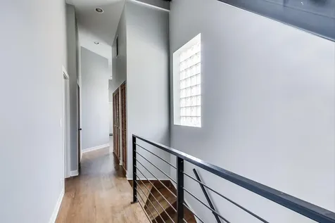 1022 North Wood Street Chicago IL 60622