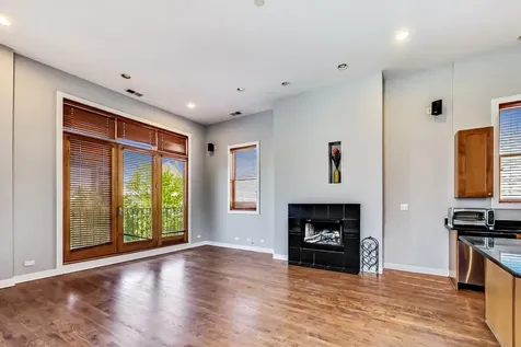 1022 North Wood Street Chicago IL 60622