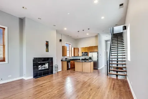 1022 North Wood Street Chicago IL 60622