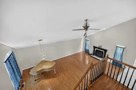 26 Bandecon Way Bloomington IL 61704