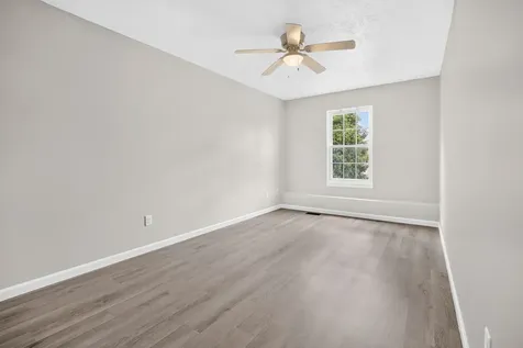 26 Bandecon Way Bloomington IL 61704