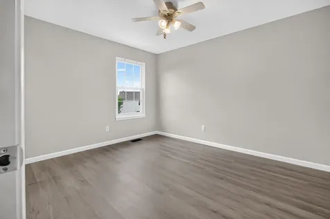 26 Bandecon Way Bloomington IL 61704