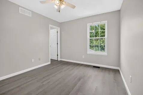 26 Bandecon Way Bloomington IL 61704