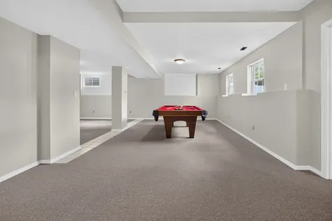 26 Bandecon Way Bloomington IL 61704
