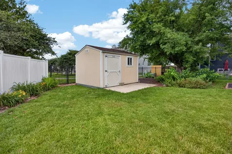 26 Bandecon Way Bloomington IL 61704