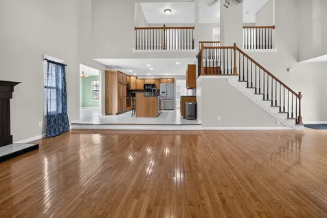 26 Bandecon Way Bloomington IL 61704