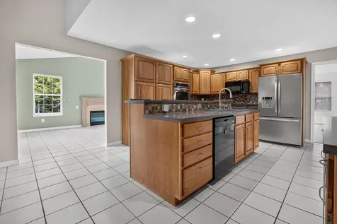 26 Bandecon Way Bloomington IL 61704