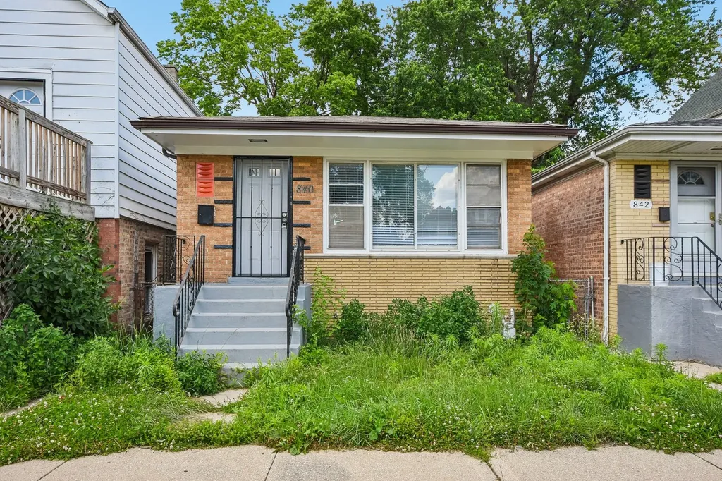 840 East 89th Street Chicago IL 60619