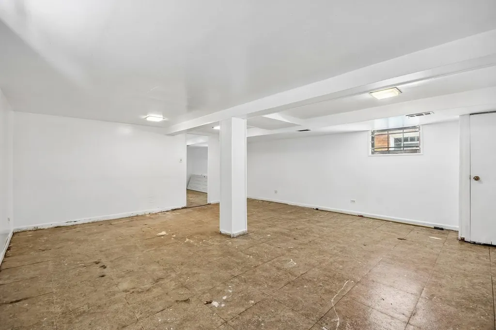 840 East 89th Street Chicago IL 60619