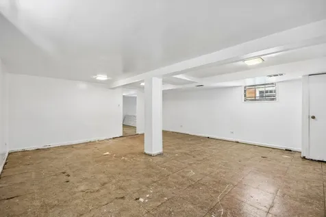 840 East 89th Street Chicago IL 60619