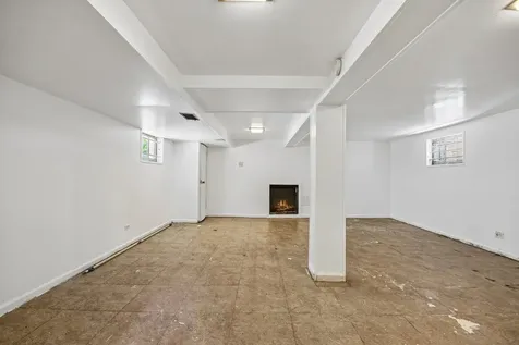 840 East 89th Street Chicago IL 60619