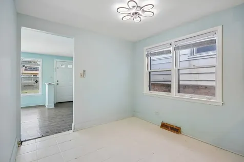 840 East 89th Street Chicago IL 60619
