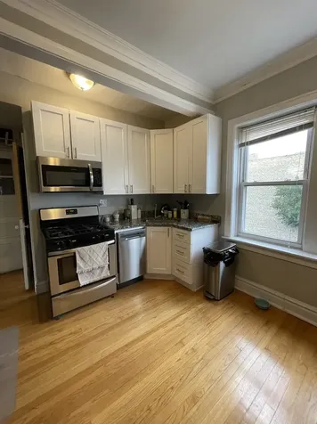 2910 North Albany Avenue Chicago IL 60618