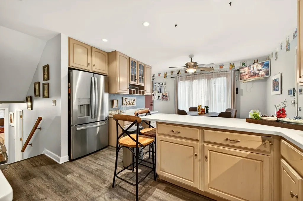 4609 Birchwood Avenue Skokie IL 60076