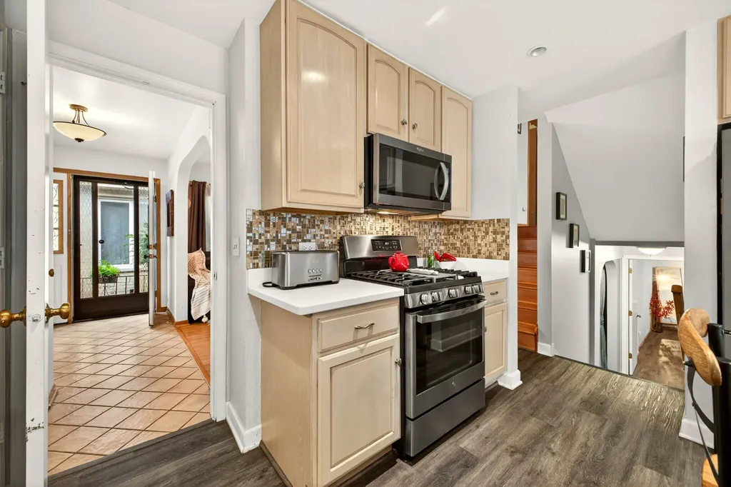 4609 Birchwood Avenue Skokie IL 60076