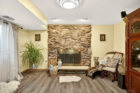 4609 Birchwood Avenue Skokie IL 60076